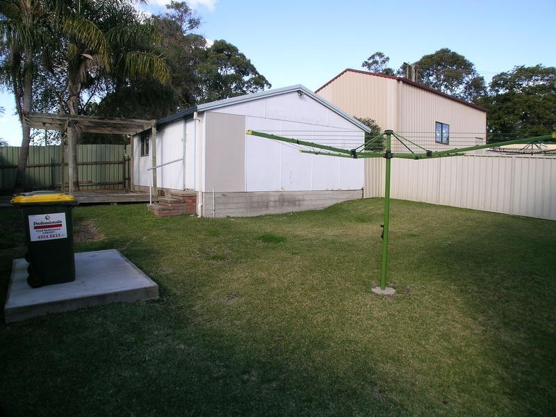 16 Beeson Street, Cardiff South NSW 2285