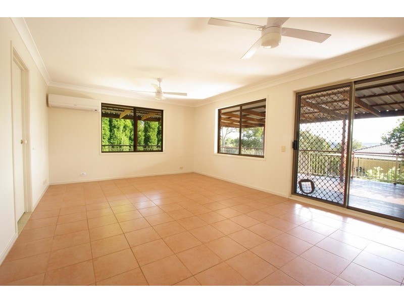 Macquarie Hills NSW 2285