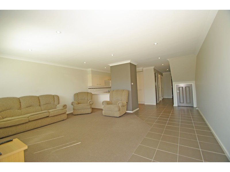 Hamilton South NSW 2303