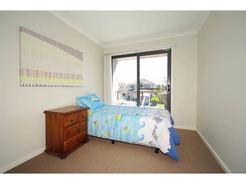 Hamilton South NSW 2303