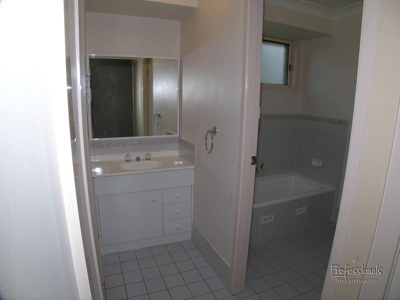 2/544 Main Road, Glendale NSW 2285