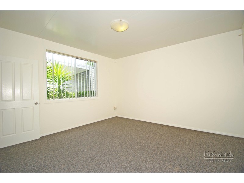 16/18 Sagittarius Crescent, Elermore Vale NSW 2287