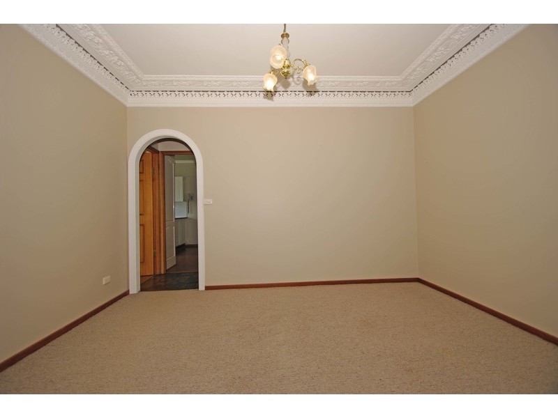 35 Lowry Street, Cardiff NSW 2285