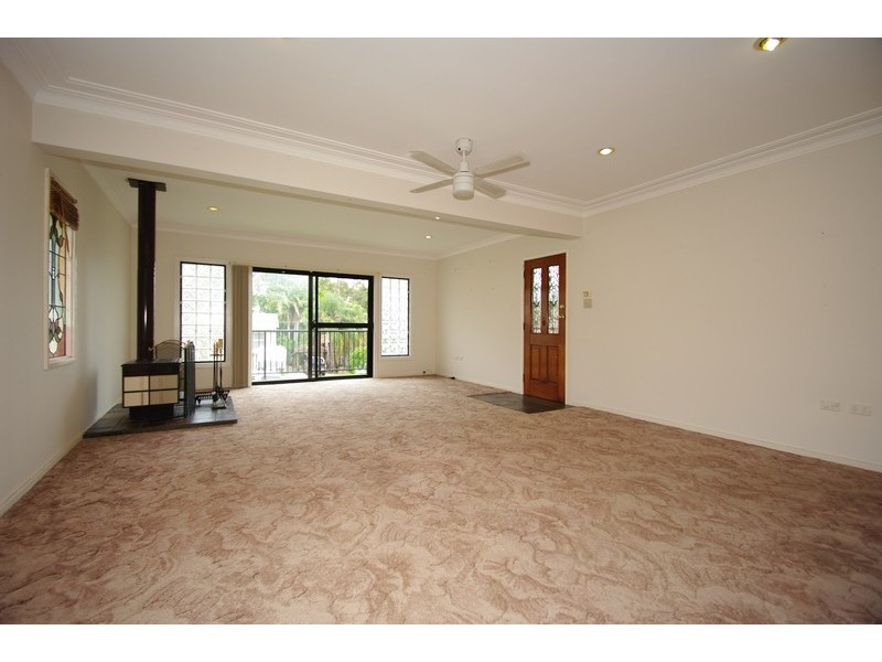 11 Greenwood Avenue, Belmont NSW 2280