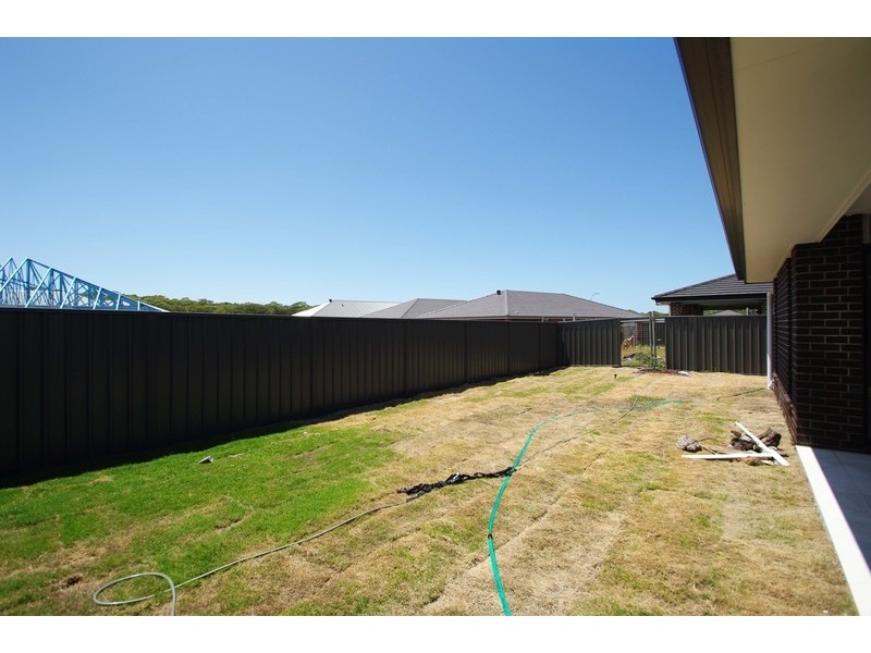 64 Seaside Boulevard, Fern Bay NSW 2295