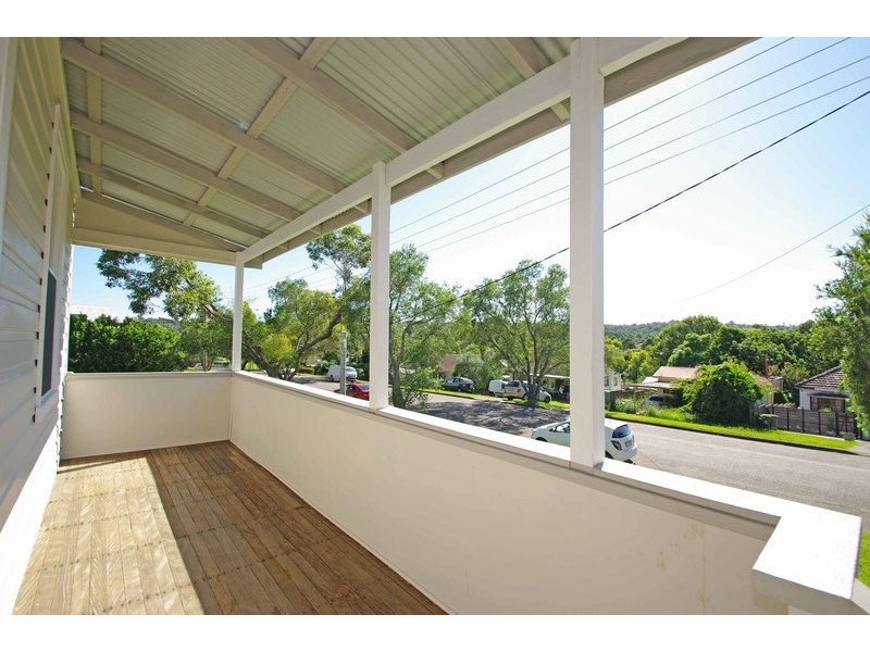 11 Queens Avenue, Cardiff NSW 2285