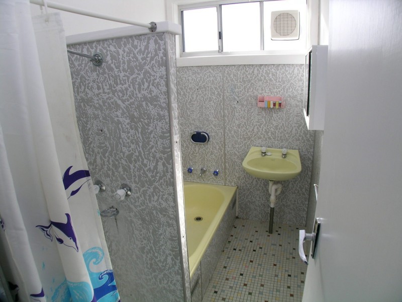 16 Beeson Street, Cardiff South NSW 2285