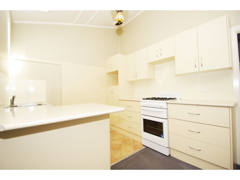 14 Russell Street, Cardiff NSW 2285