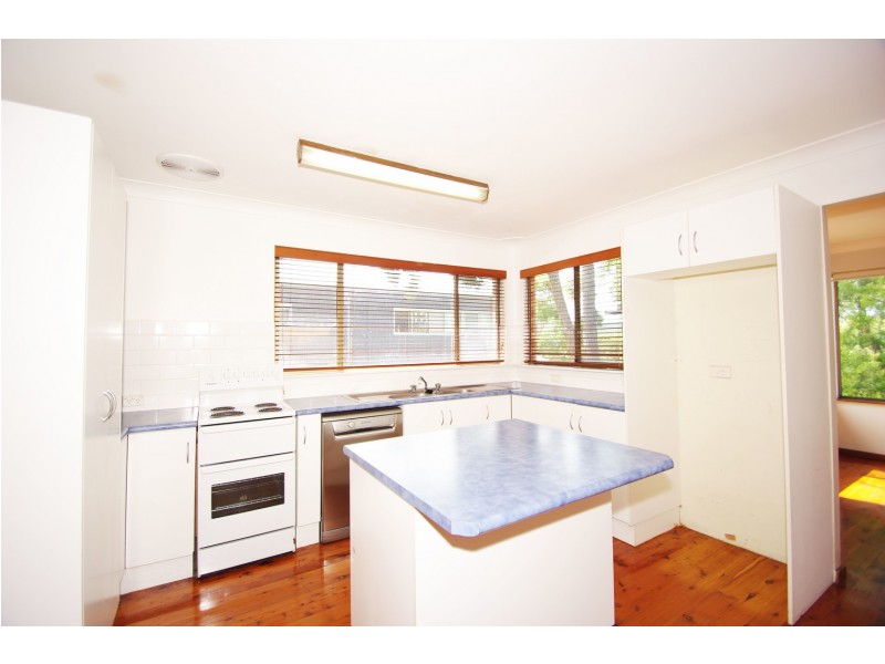 68 Berringar Road, Valentine NSW 2280