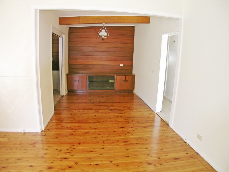 62 Lowry Street, Cardiff NSW 2285