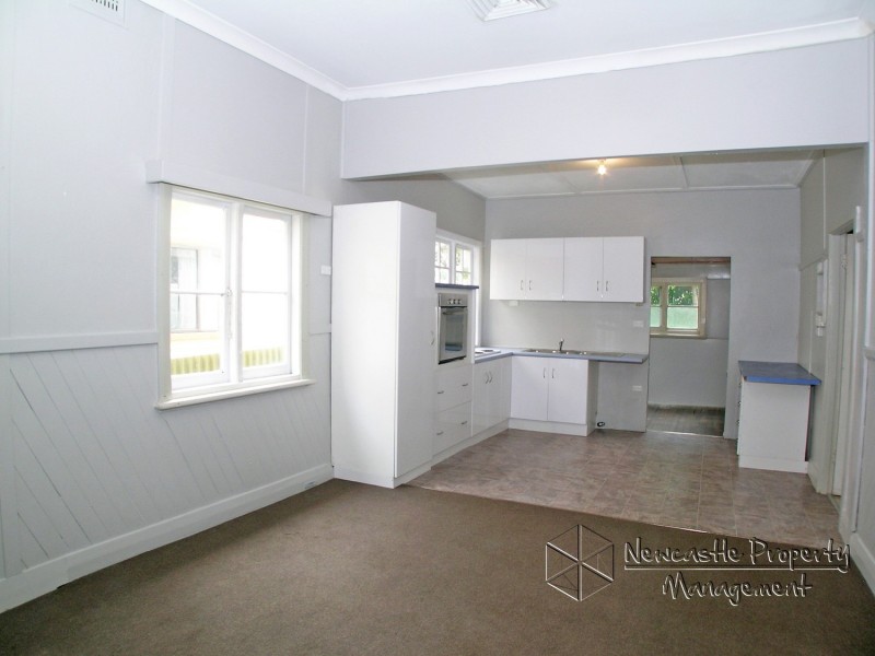 6 Lachlan Road, Cardiff NSW 2285