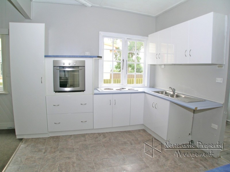 6 Lachlan Road, Cardiff NSW 2285