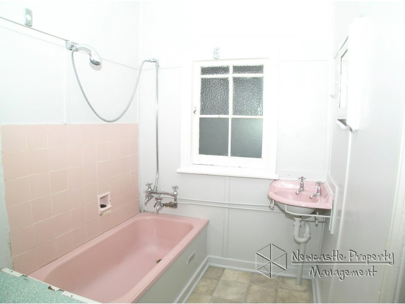 6 Lachlan Road, Cardiff NSW 2285