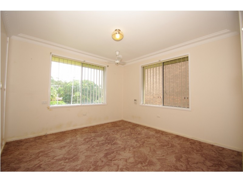 11 Greenwood Avenue, Belmont NSW 2280