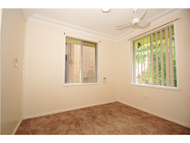 11 Greenwood Avenue, Belmont NSW 2280