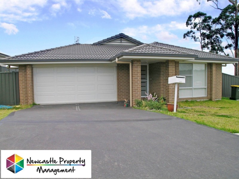 10 Hooghly Avenue, Cameron Park NSW 2285