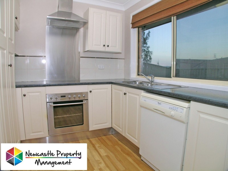 10 Kingfisher Close, Tingira Heights NSW 2290