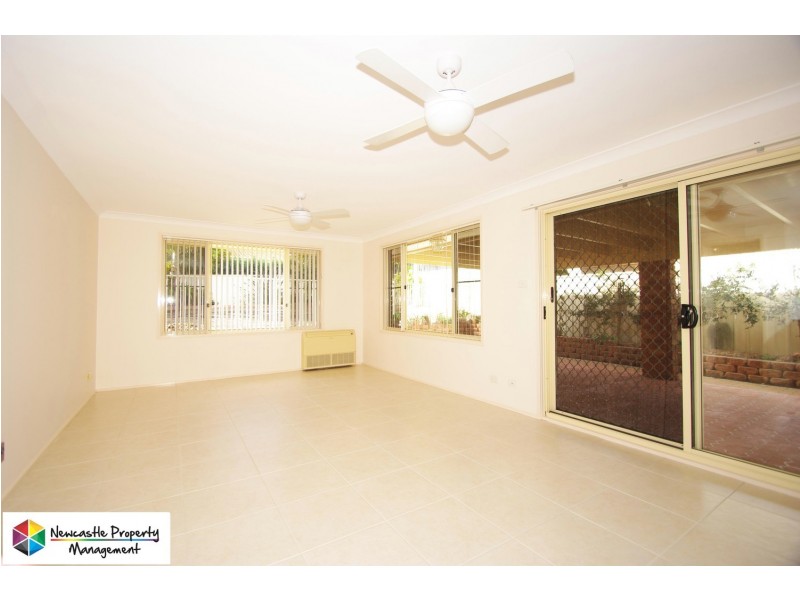 28 Flamingo Drive, Cameron Park NSW 2285