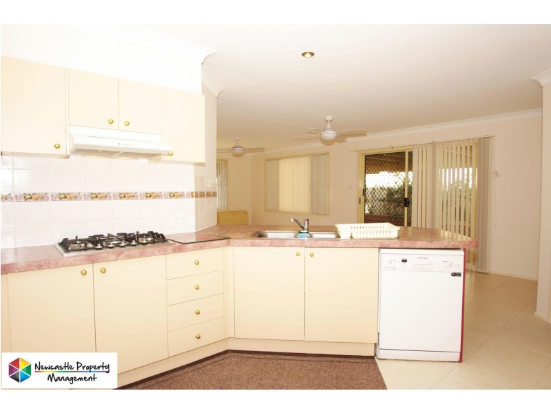 28 Flamingo Drive, Cameron Park NSW 2285