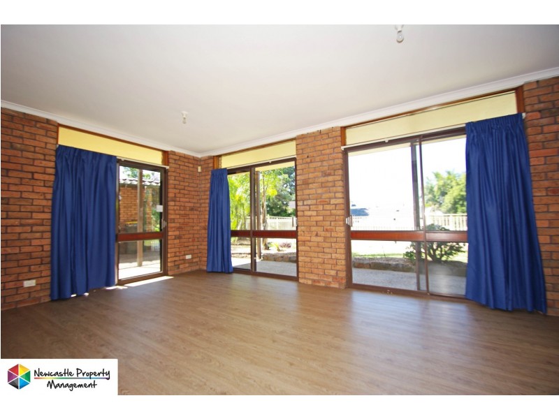 25 Blaxland Road, Macquarie Hills NSW 2285