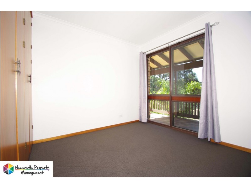 25 Blaxland Road, Macquarie Hills NSW 2285