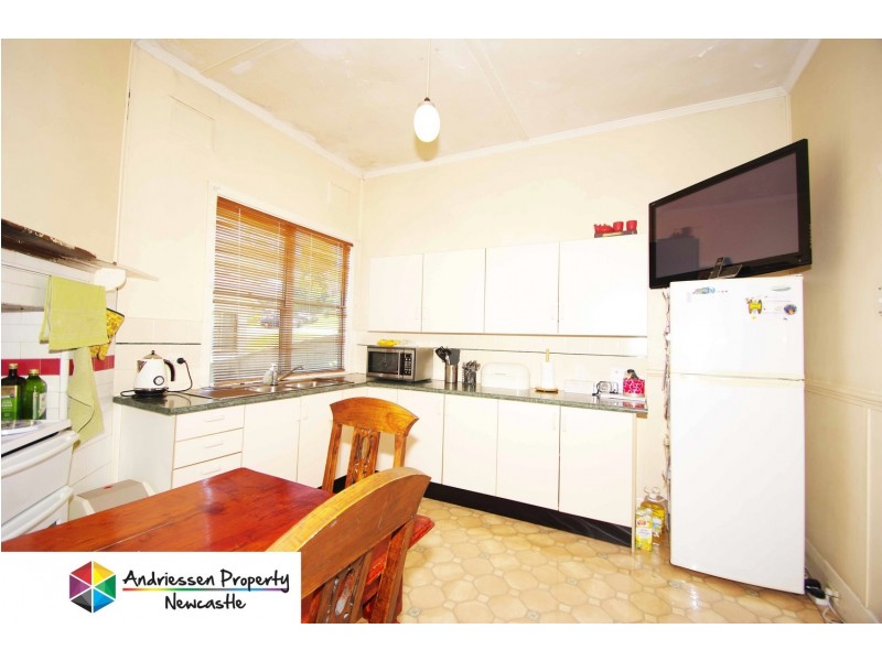 24 Speers Street, Speers Point NSW 2284