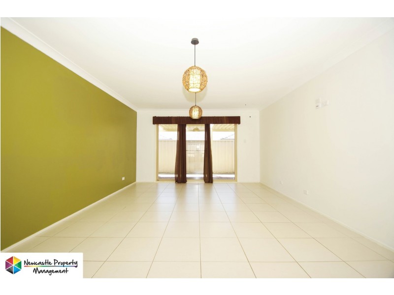 18 Strutt Crescent, Metford NSW 2323