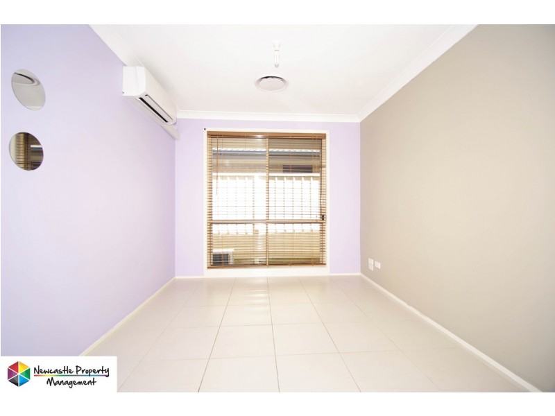 18 Strutt Crescent, Metford NSW 2323