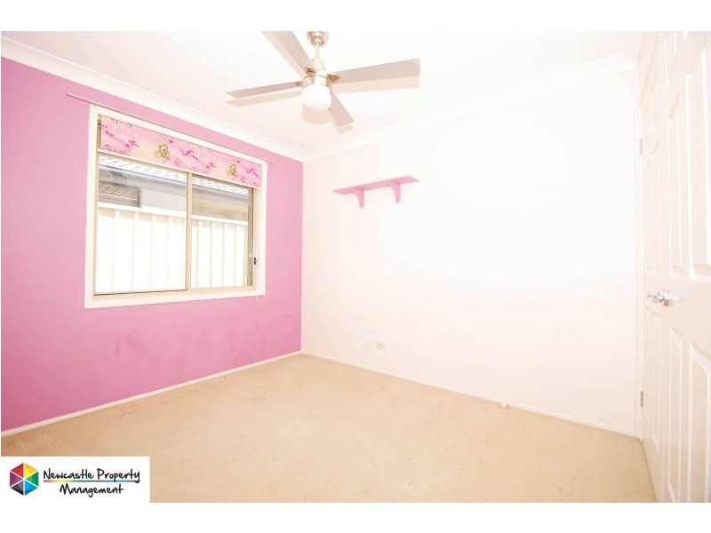 18 Strutt Crescent, Metford NSW 2323