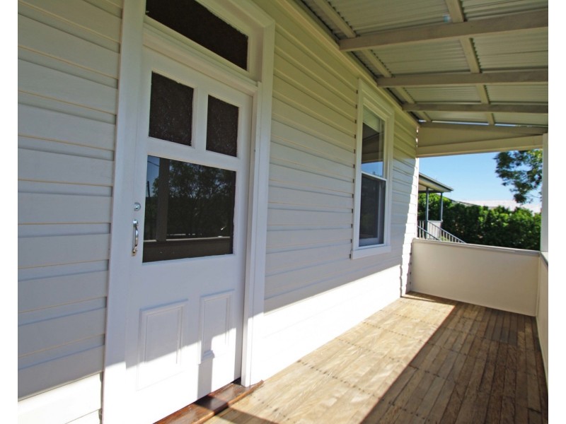 11 Queens Avenue, Cardiff NSW 2285