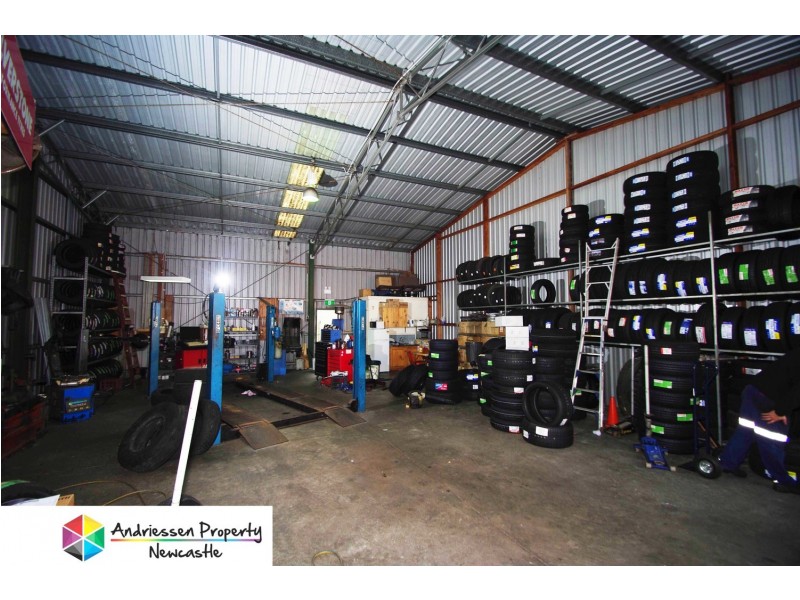 26 Strathmore Road, Caves Beach NSW 2281