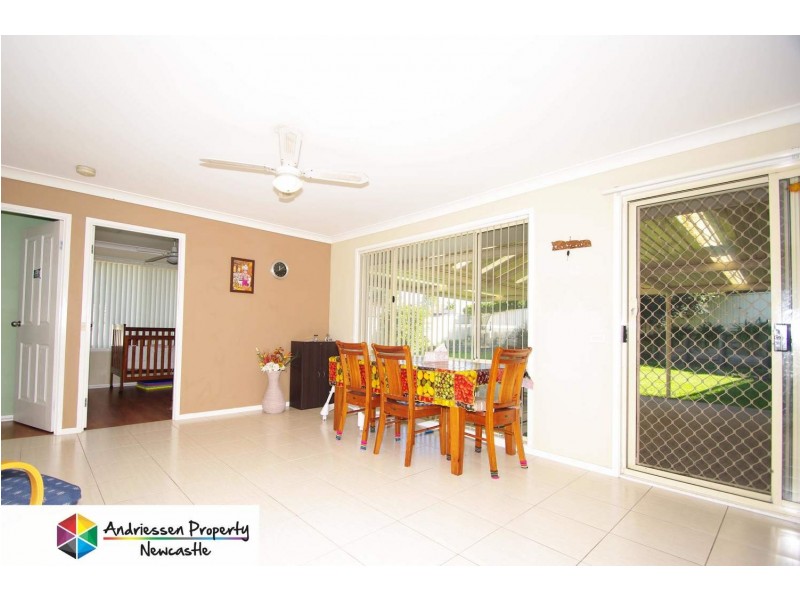 8  Finch Close, Cameron Park NSW 2285