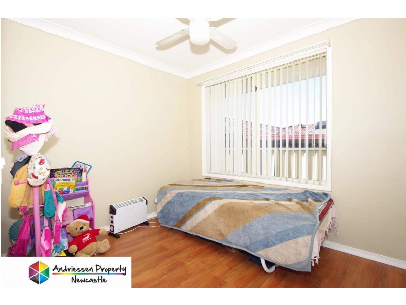 8  Finch Close, Cameron Park NSW 2285