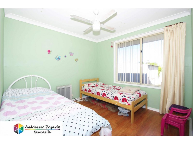 8  Finch Close, Cameron Park NSW 2285