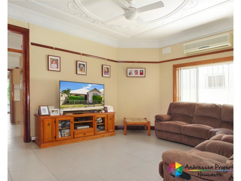 22 Smith Street, Mayfield East NSW 2304