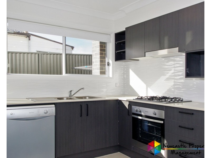 2/28 Marsden Street, Shortland NSW 2307