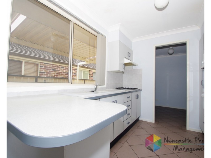 17 New York Avenue, Warners Bay NSW 2282