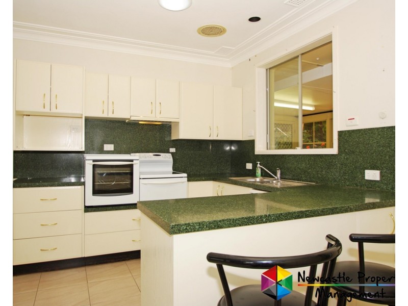 11 Greenwood Avenue, Belmont NSW 2280