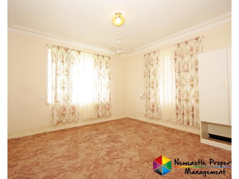 11 Greenwood Avenue, Belmont NSW 2280