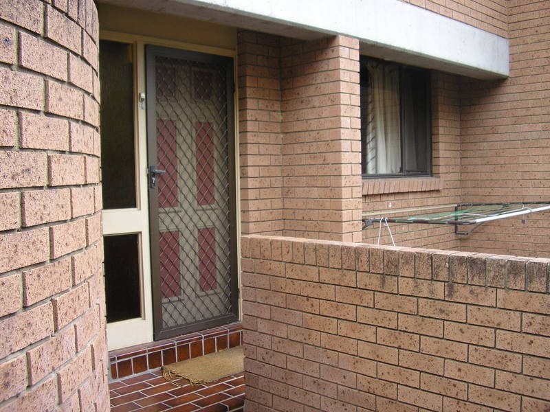 4/3 Newcastle Street, Cardiff NSW 2285