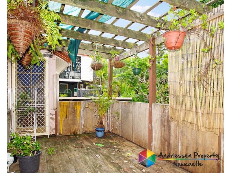 16 Curry Street, Cardiff NSW 2285