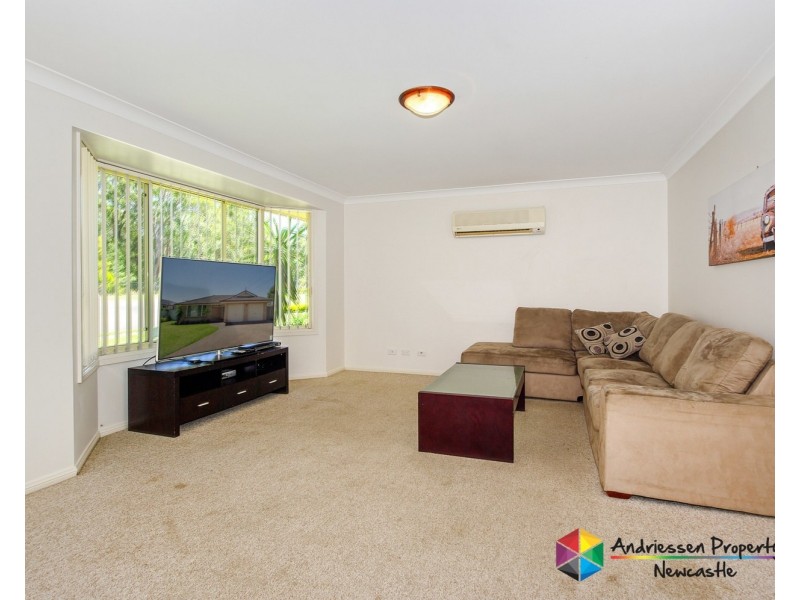 27 Albatross Avenue, Cameron Park NSW 2285