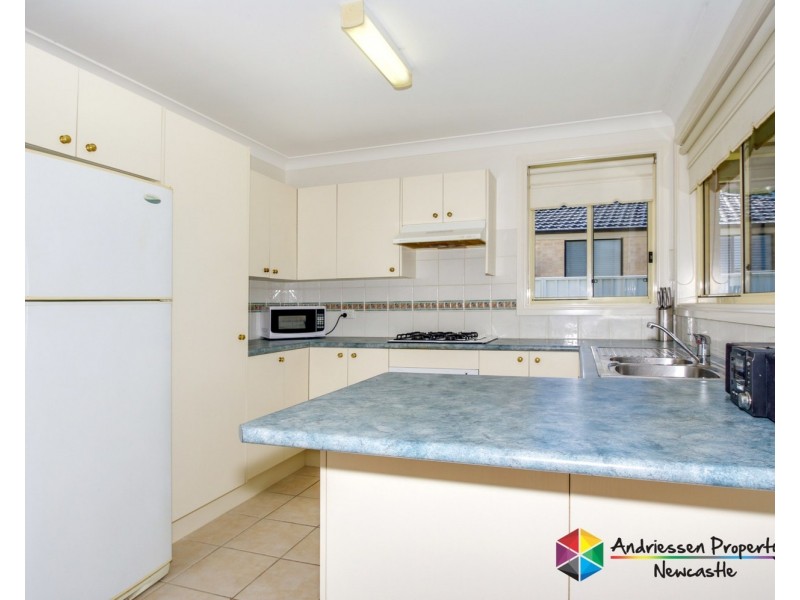 27 Albatross Avenue, Cameron Park NSW 2285