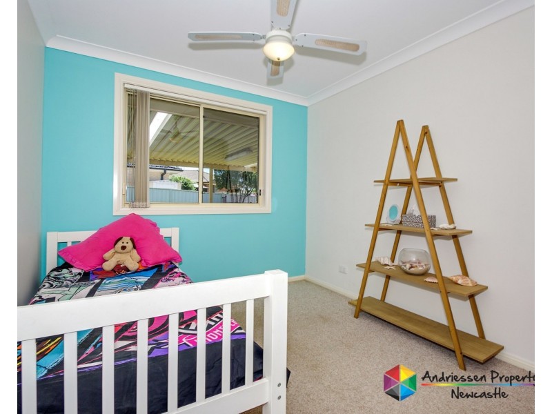 27 Albatross Avenue, Cameron Park NSW 2285