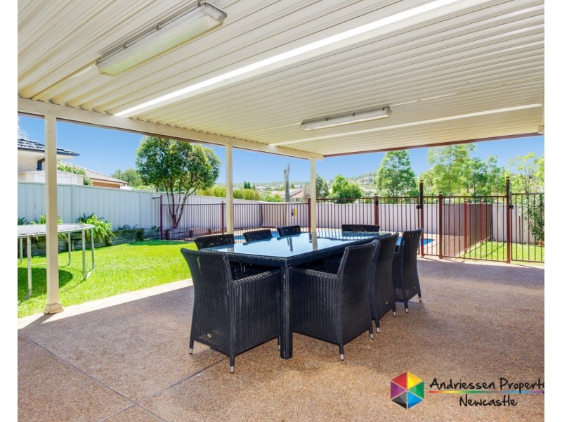 27 Albatross Avenue, Cameron Park NSW 2285