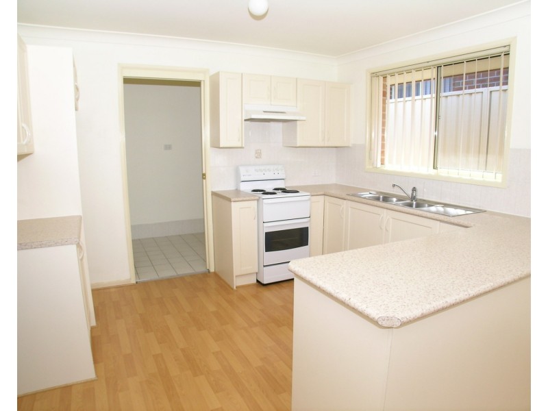 21 Toucan Close, Cameron Park NSW 2285