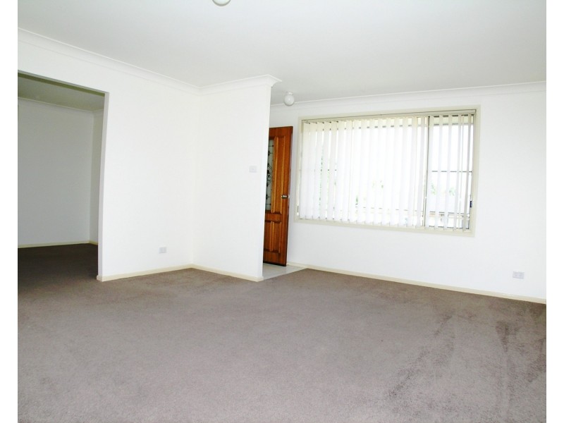 21 Toucan Close, Cameron Park NSW 2285