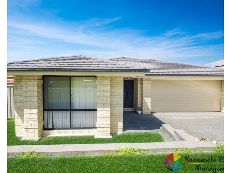 17 Foveaux Circuit, Cameron Park NSW 2285