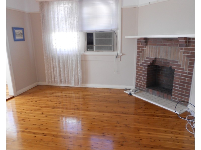 10 Orchard Street, Cardiff NSW 2285