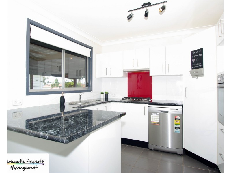36 Renfrew Crescent, Edgeworth NSW 2285